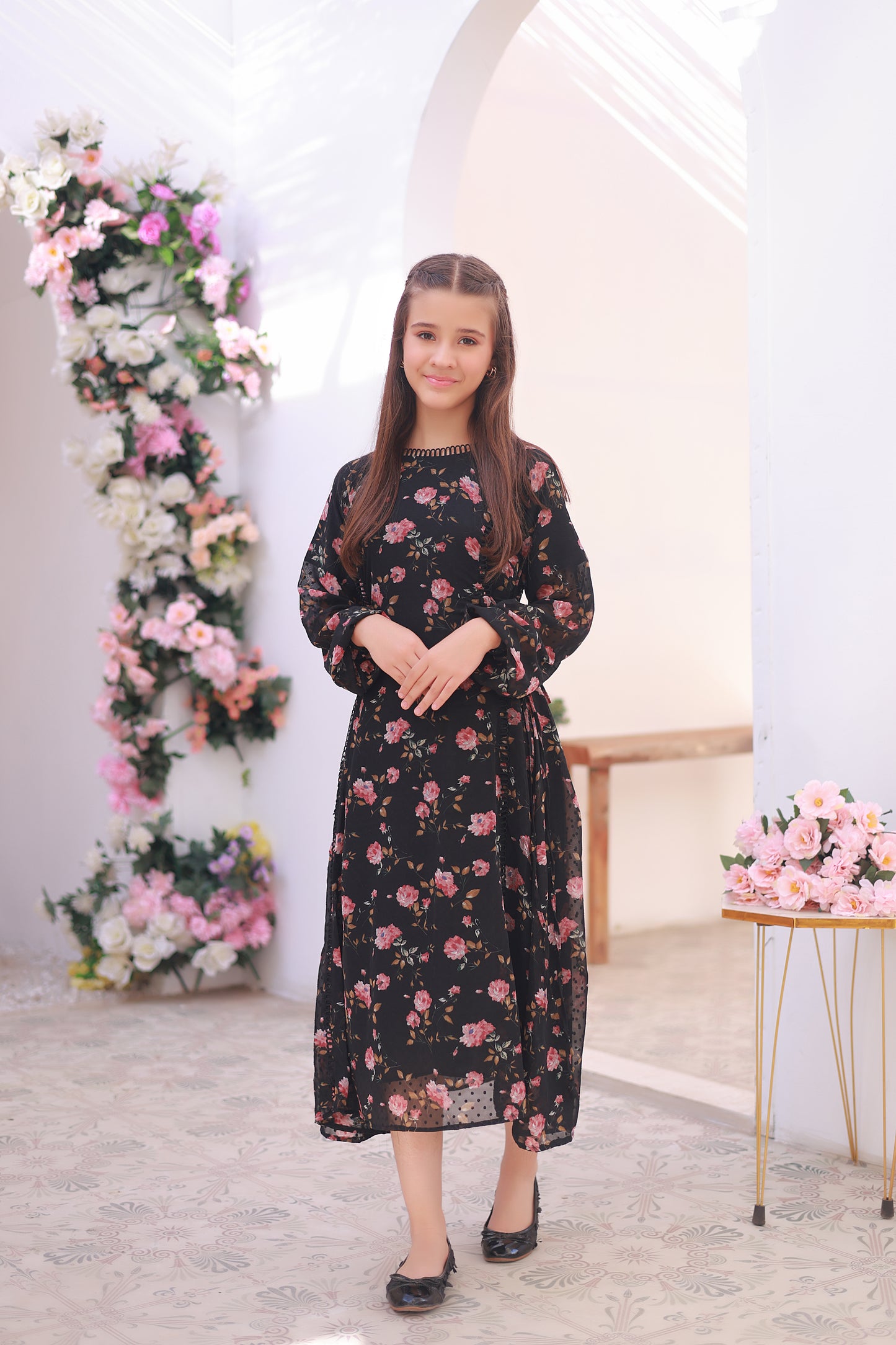 Obsidian Blossom β Broshia Chiffon