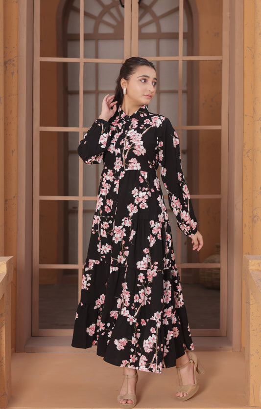 Black Cherry Bloom - Linen