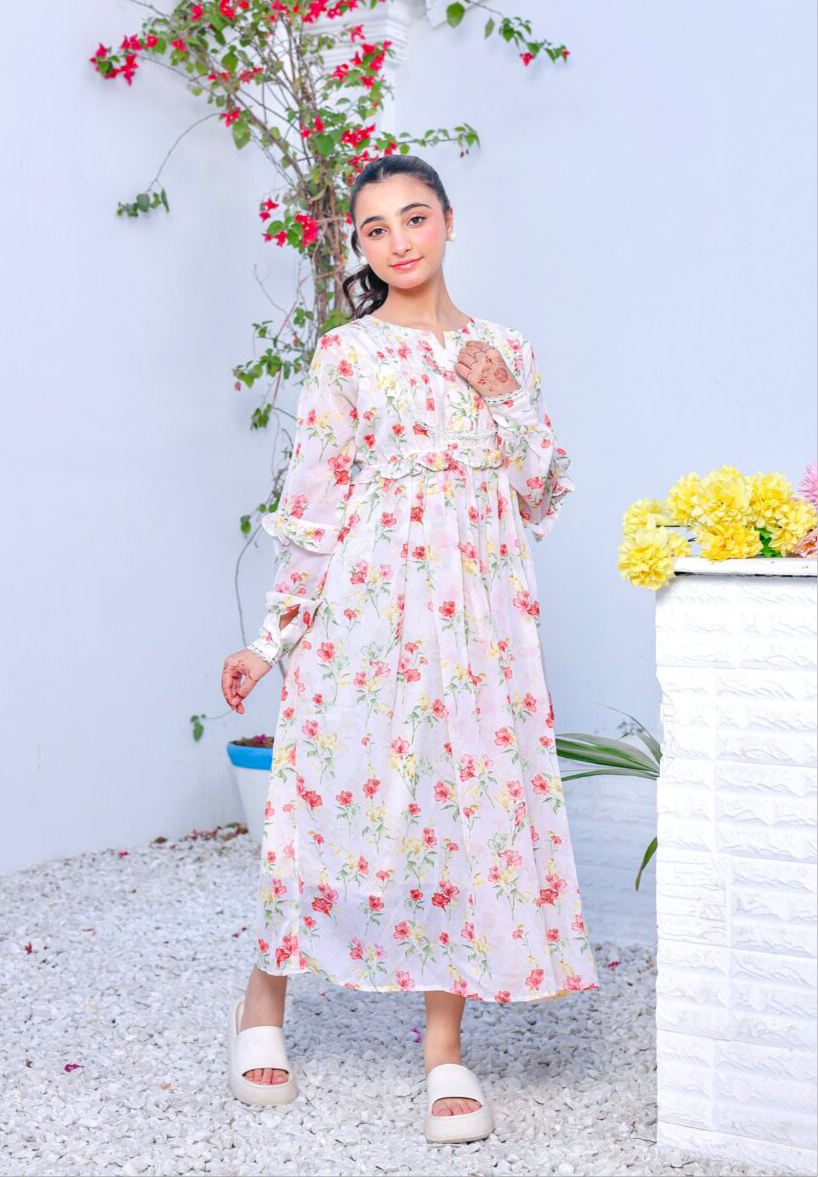 Sunlit Petals – Chiffon