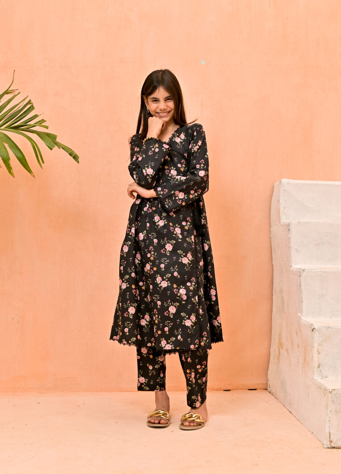 Black Anrakha – 2pc Lawn