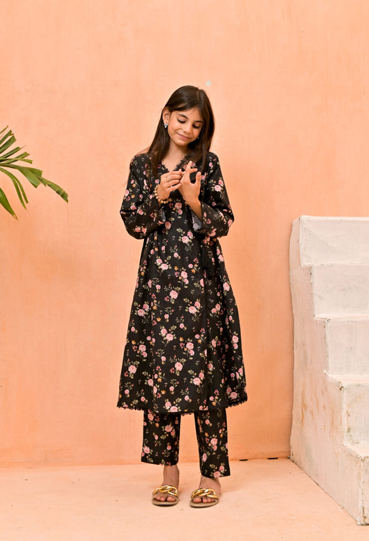 Black Anrakha – 2pc Lawn