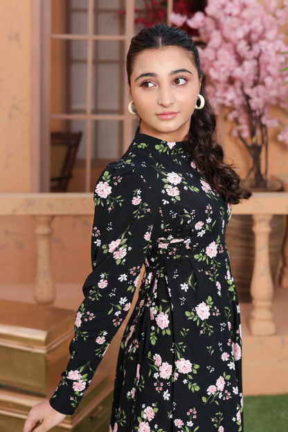 Midnight Rose Whisper - Linen