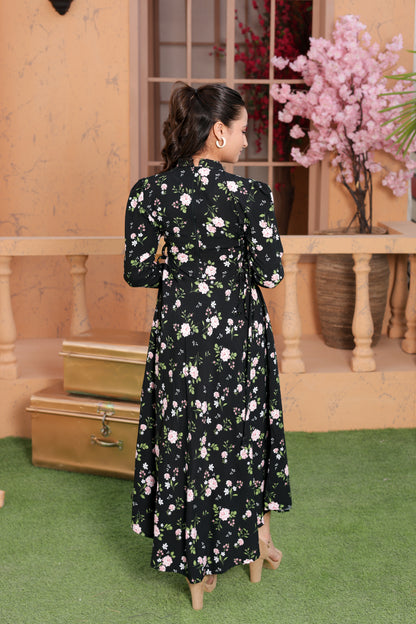 Midnight Rose Whisper - Linen