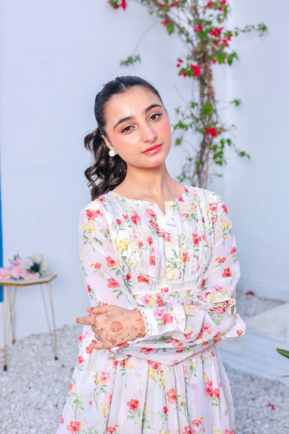 Sunlit Petals – Chiffon